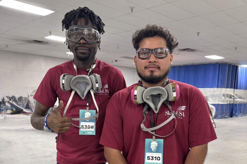 SkillsUSA Florida collision competitors